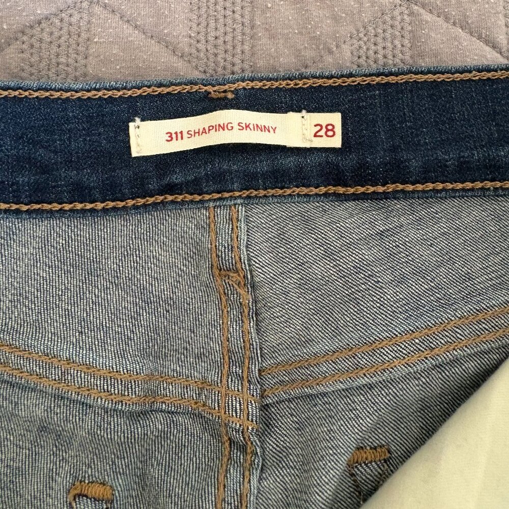 Levi's Shaping Skinny Jeans